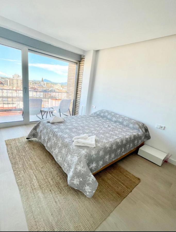Piso Vivian Gandia Apartment Bagian luar foto